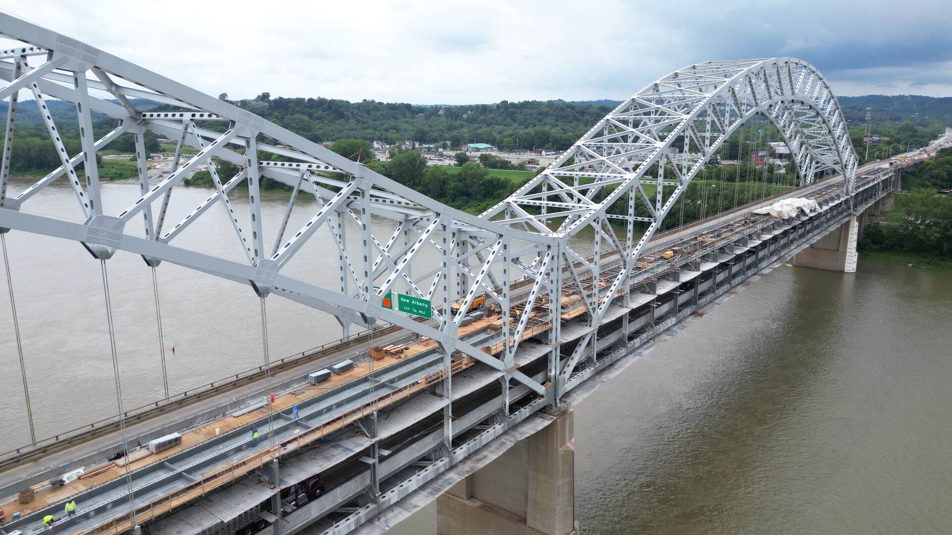 Directional closures, lane restrictions scheduled on Sherman Minton Bridge through early August
